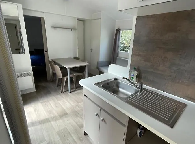 Campsite Mobil En 4 Etoiles A Bonne Anse / La Palmyre *